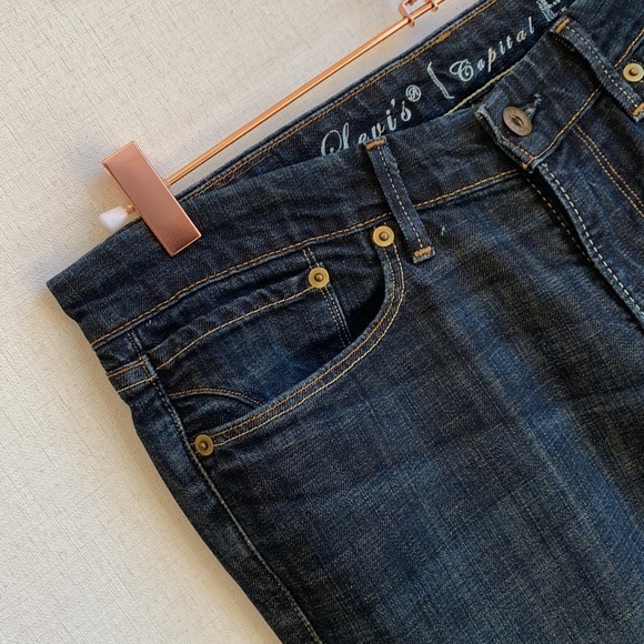 Levi’s [Capital E] Straight Leg Jeans • Sz 30 • Long Length - Picture 4 of 14